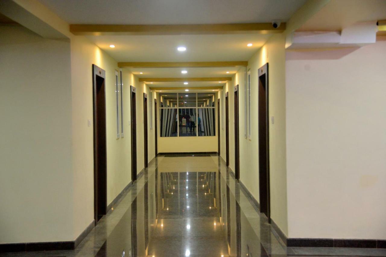 Hotel Souparnika Сагар Екстериор снимка