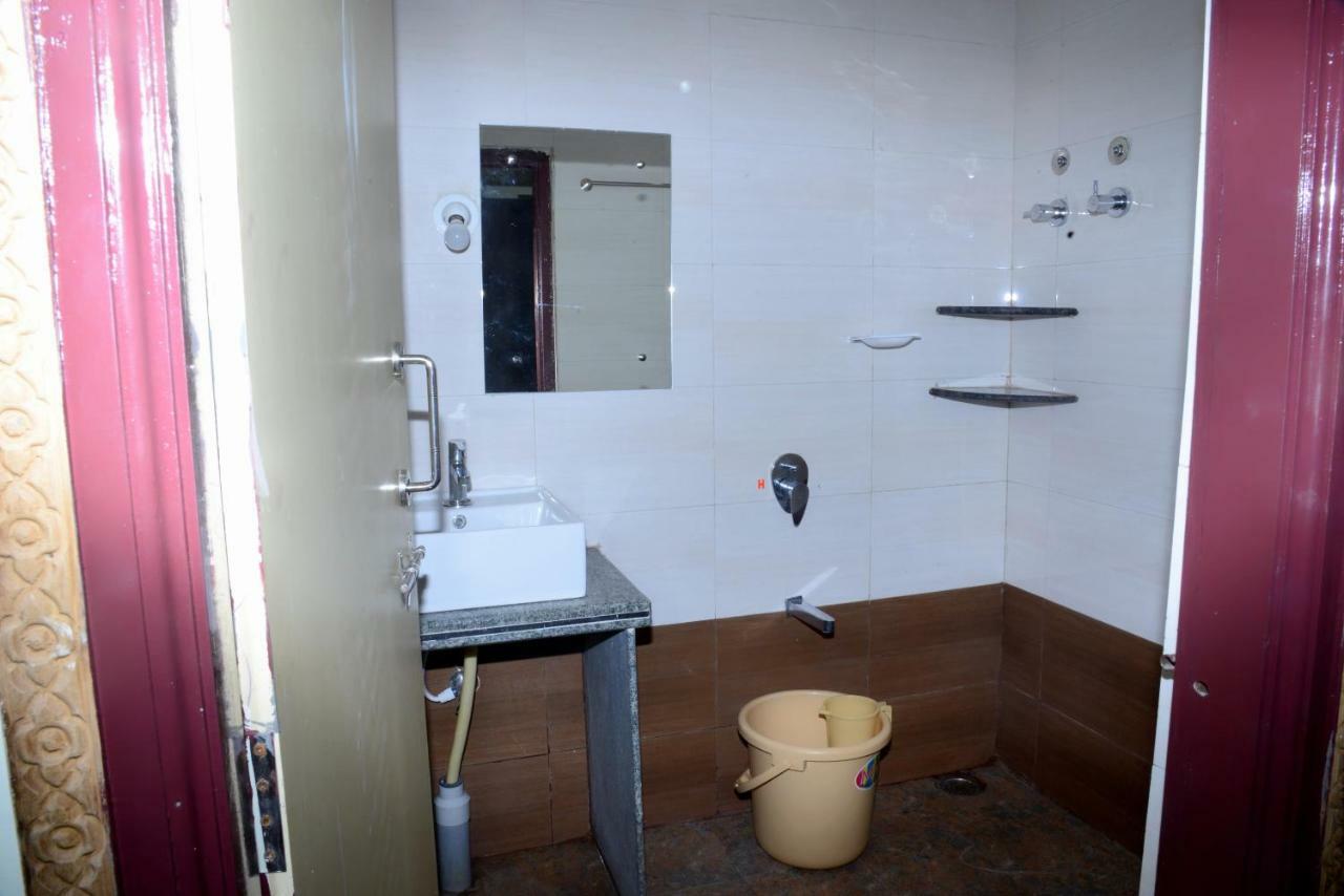 Hotel Souparnika Сагар Екстериор снимка