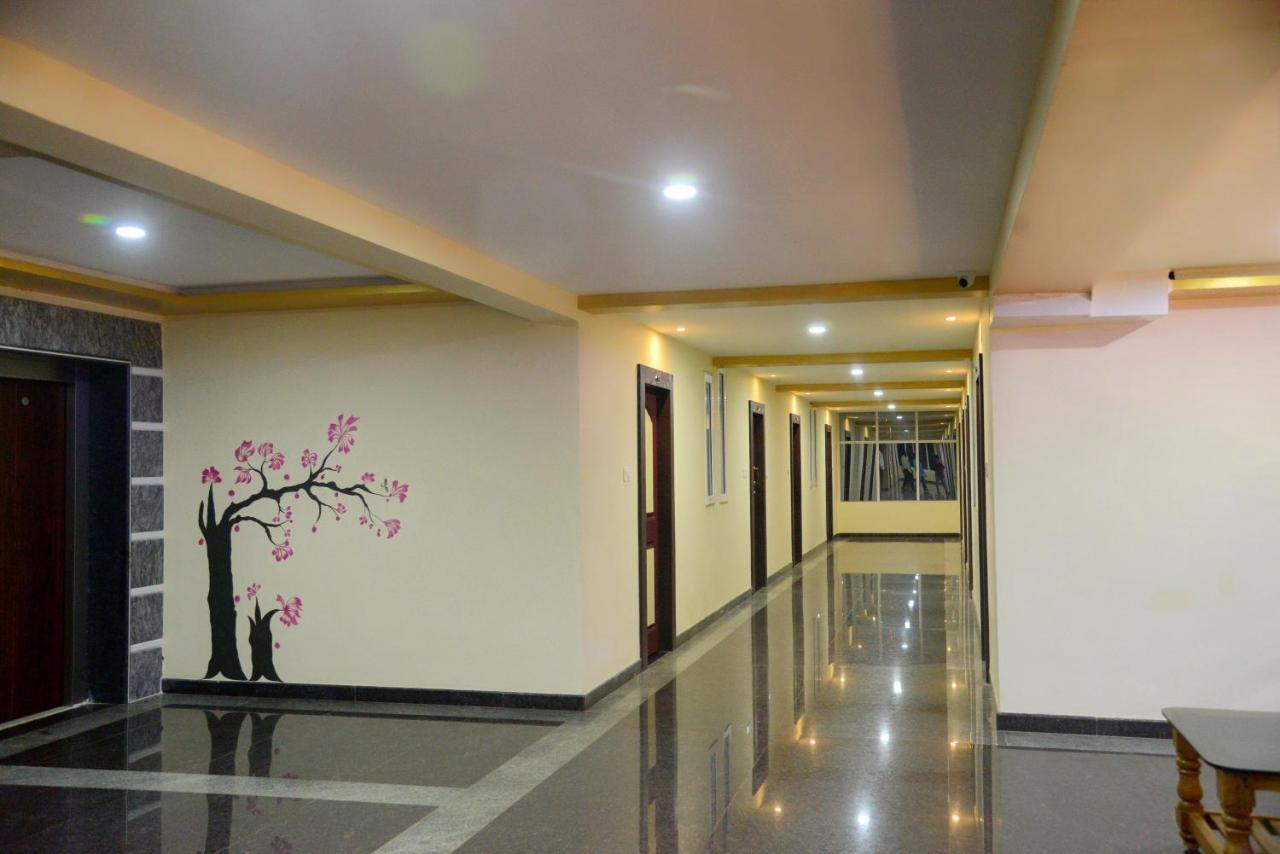 Hotel Souparnika Сагар Екстериор снимка